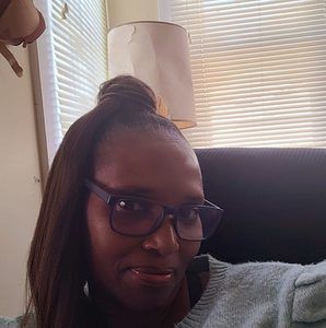 Meet your Posher, Sandy